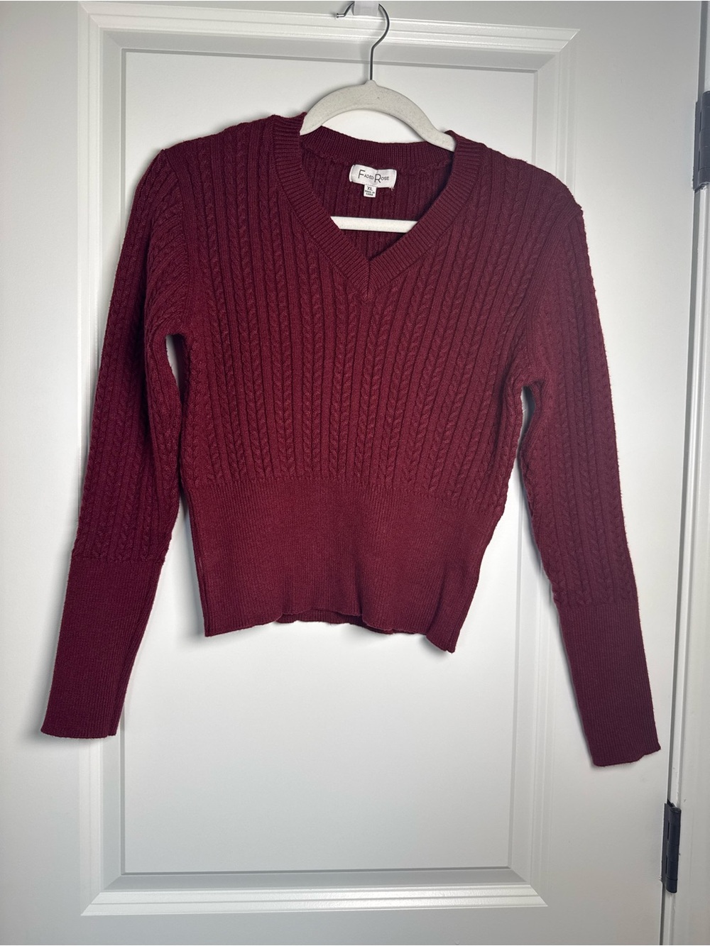Fine Point Cable V-Neck Sweater in Burgundy